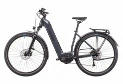 Vélo De Ville Électrique Cube Touring Hybrid One 500 Easy Entry Shimano Alivio 9V 500 Wh 700 Mm Gris Bleu 2022 -Magasin Vélos de Ville unnamed file 1031