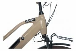 Produit Reconditionné - Vélo De Ville Électrique Bicyklet Camille Shimano Acera/Altus 8V 504 Wh 700 Mm Beige Ivoire 17 Produit Reconditionné - Vélo De Ville Électrique Bicyklet Camille Shimano Acera/Altus 8V 504 Wh 700 Mm Beige Ivoire -Magasin Vélos de Ville unnamed file 1061