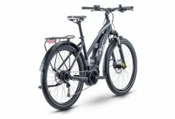 VTC Électrique R Raymon TourRay E 3.0 Lady Shimano Altus/Deore 9V 500 Wh 27.5'' Noir Gris Mat 2022 7 VTC Électrique R Raymon TourRay E 3.0 Lady Shimano Altus/Deore 9V 500 Wh 27.5'' Noir Gris Mat 2022 -Magasin Vélos de Ville unnamed file 2215