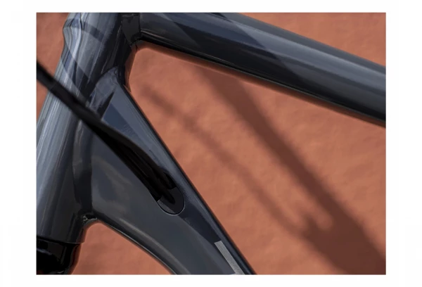 Vélo De Ville Electrique Trek Allant+ 5 27.5'' 500wh Shimano 9V Solid Charcoal 2021 6 Vélo De Ville Electrique Trek Allant+ 5 27.5'' 500wh Shimano 9V Solid Charcoal 2021 – Image 4