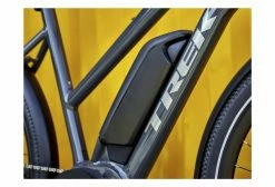 Vélo De Ville Electrique Trek Allant+ 5 Stagger 27.5'' 500wh Shimano 9V Solid Charcoal 2021 17 Vélo De Ville Electrique Trek Allant+ 5 Stagger 27.5'' 500wh Shimano 9V Solid Charcoal 2021 -Magasin Vélos de Ville unnamed file 311