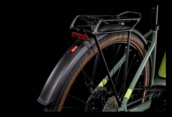 Vélo De Ville Électrique Cube Touring Hybrid One 625 Easy Entry Shimano Alivio 9V 625 Wh 700 Mm Vert Sharp 2022 12 Vélo De Ville Électrique Cube Touring Hybrid One 625 Easy Entry Shimano Alivio 9V 625 Wh 700 Mm Vert Sharp 2022 – Image 10