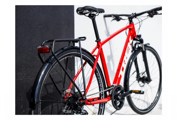 VTC Trek Dual Sport 2 EQ Shimano Acera/Altus 9V 700 Mm Rouge Viper 2022 11 VTC Trek Dual Sport 2 EQ Shimano Acera/Altus 9V 700 Mm Rouge Viper 2022 – Image 9