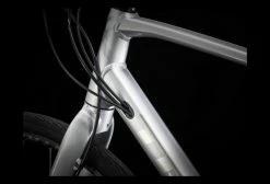 Vélo Fitness Trek FX 2 Disc Shimano Acera/Altus 9V 700 Mm Gris Quicksilver 2022 -Magasin Vélos de Ville unnamed file 464