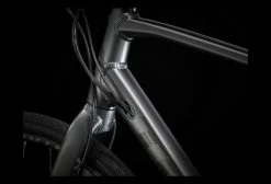 Vélo Fitness Trek FX 2 Disc Shimano Acera/Altus 9V 700 Mm Gris Lithium 2022 21 Vélo Fitness Trek FX 2 Disc Shimano Acera/Altus 9V 700 Mm Gris Lithium 2022 -Magasin Vélos de Ville unnamed file 633