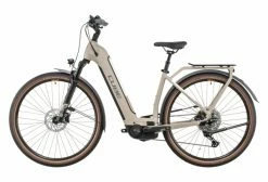 Vélo De Ville Électrique Cube Kathmandu Hybrid Pro 625 Easy Entry Shimano Deore 11V 625 Wh 700 Mm Beige Desert 2022 15 Vélo De Ville Électrique Cube Kathmandu Hybrid Pro 625 Easy Entry Shimano Deore 11V 625 Wh 700 Mm Beige Desert 2022 -Magasin Vélos de Ville unnamed file 828