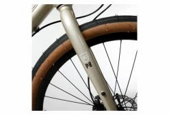 Vélo Fitness Kona Dew Plus SE Shimano Deore 10V 650b Beige Gloss Sand 2022 18 Vélo Fitness Kona Dew Plus SE Shimano Deore 10V 650b Beige Gloss Sand 2022 -Magasin Vélos de Ville unnamed file 89