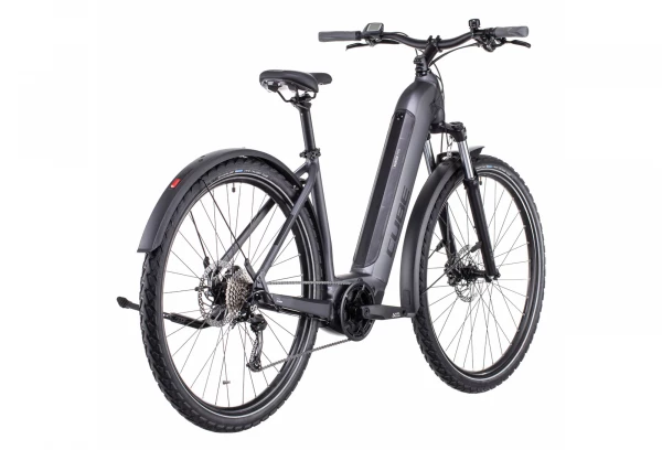 VTC Électrique Cube Nuride Hybrid Performance 625 Allroad Easy Entry Shimano Alivio 9V 625 Wh 700 Mm Gris Graphite 2022 8 VTC Électrique Cube Nuride Hybrid Performance 625 Allroad Easy Entry Shimano Alivio 9V 625 Wh 700 Mm Gris Graphite 2022 – Image 6