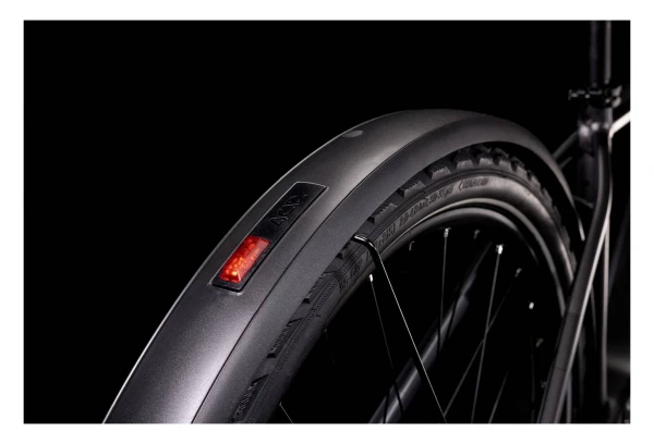 VTC Électrique Cube Nuride Hybrid Performance 625 Allroad Easy Entry Shimano Alivio 9V 625 Wh 700 Mm Gris Graphite 2022 10 VTC Électrique Cube Nuride Hybrid Performance 625 Allroad Easy Entry Shimano Alivio 9V 625 Wh 700 Mm Gris Graphite 2022 – Image 8